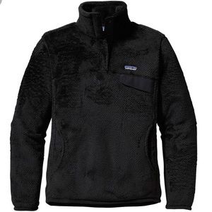 Women’s black Patagonia pullover